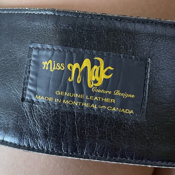 Leather crocodile 🐊 print belt by Miss Mak Couture Designs. Size L Genuine - Picture 9 of 12